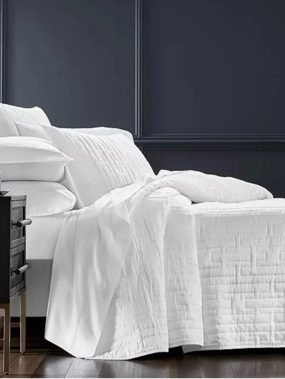 Hotel Collection Chain Links Coverlet Set, King 110x96 In